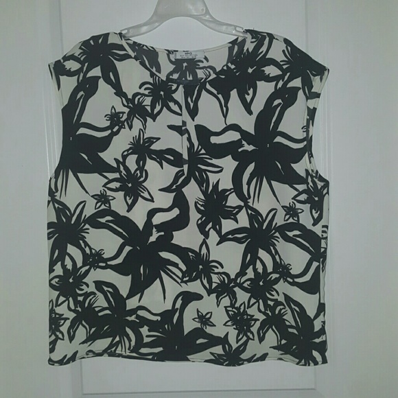 Top - Picture 3 of 5